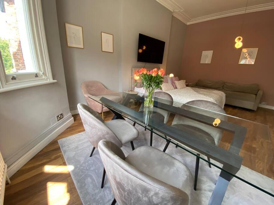 Studio For 3 Near Regents Park N5 Лондон Экстерьер фото