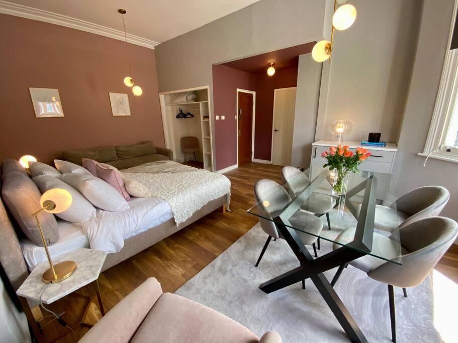 Studio For 3 Near Regents Park N5 Лондон Экстерьер фото